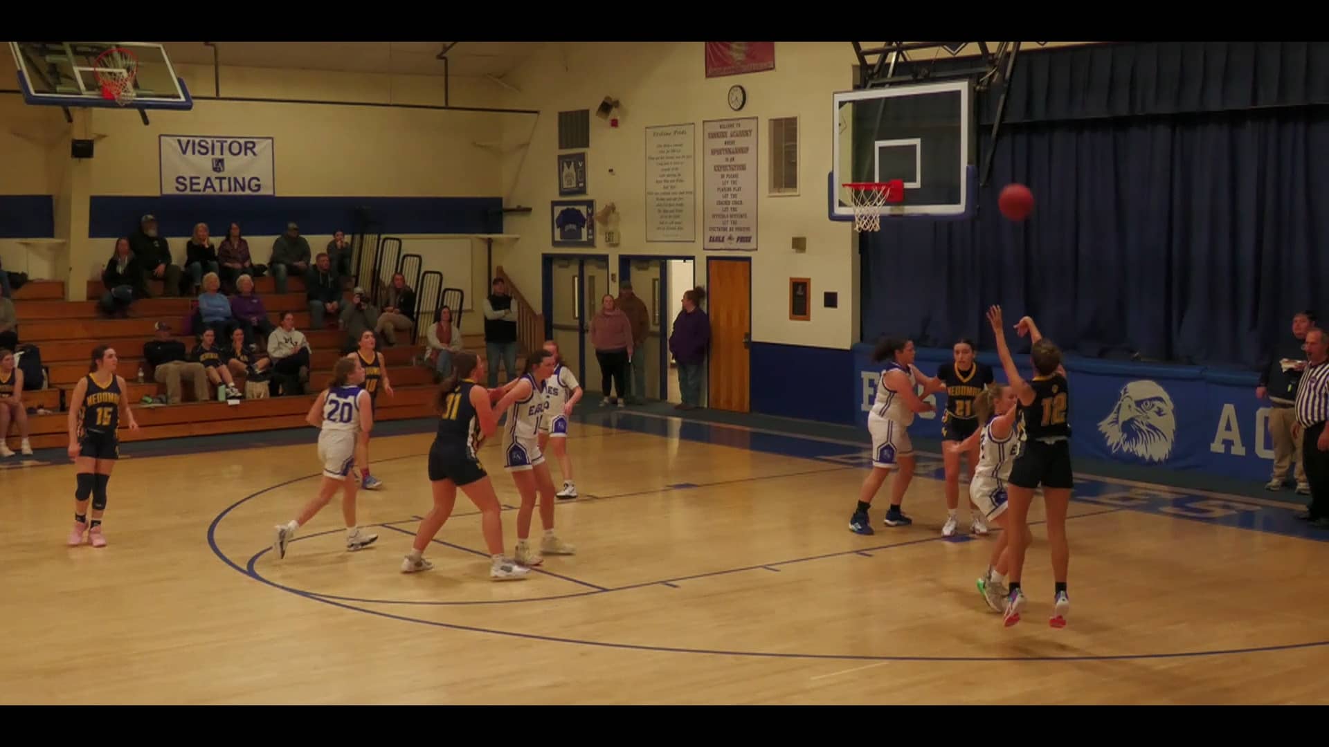 You are currently viewing Medomak Valley Girls’ Basketball Wins Frantic Game Against Erskine Academy